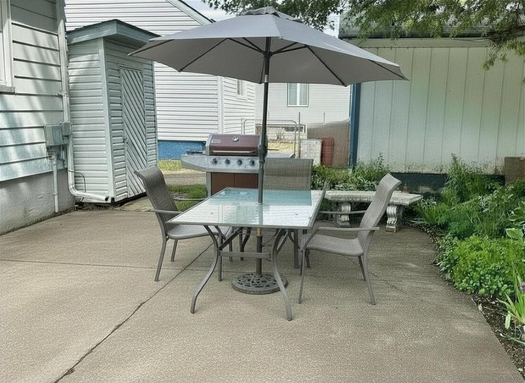 242 Empire Ave, Thunder Bay, ON