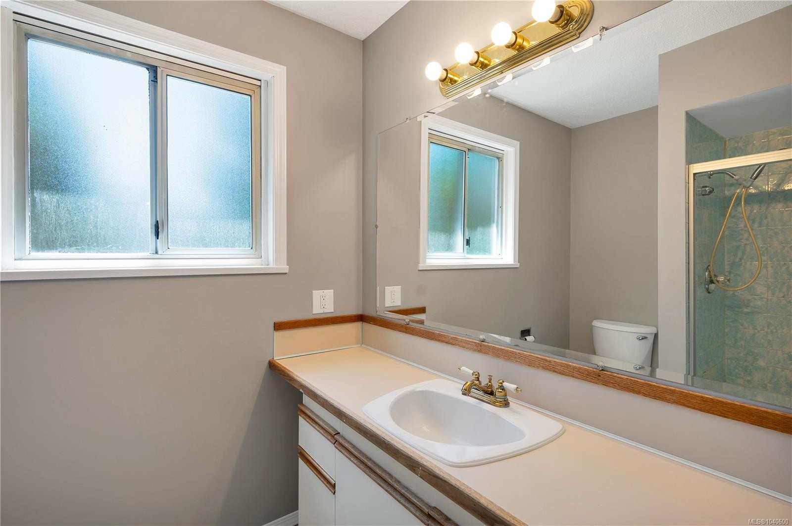 826 Ash St, Campbell River, BC