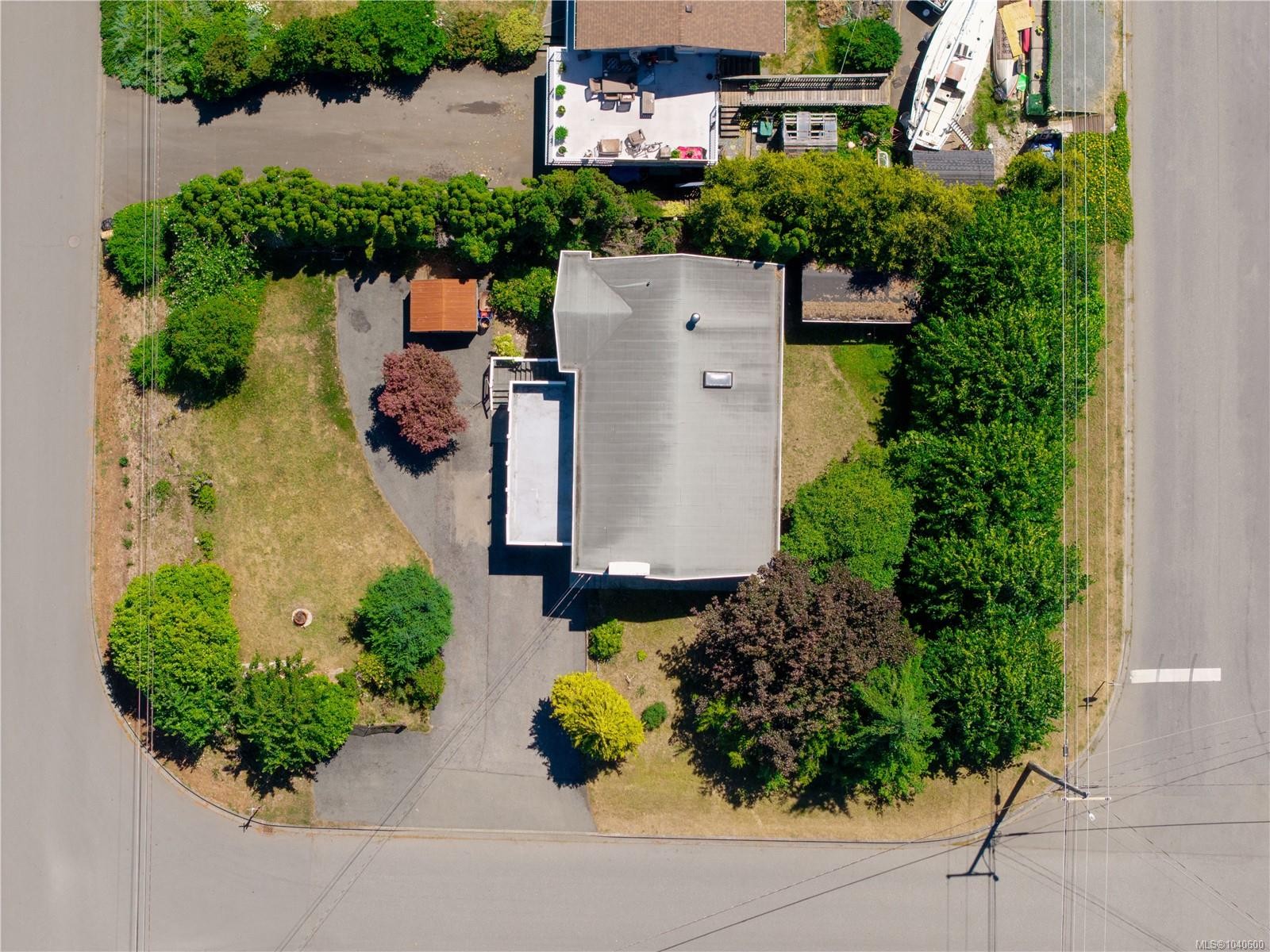 826 Ash St, Campbell River, BC