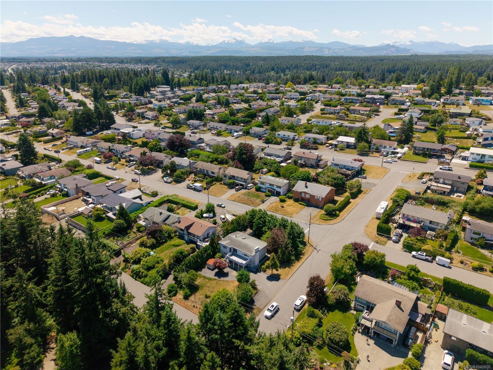 826 Ash St, Campbell River, BC