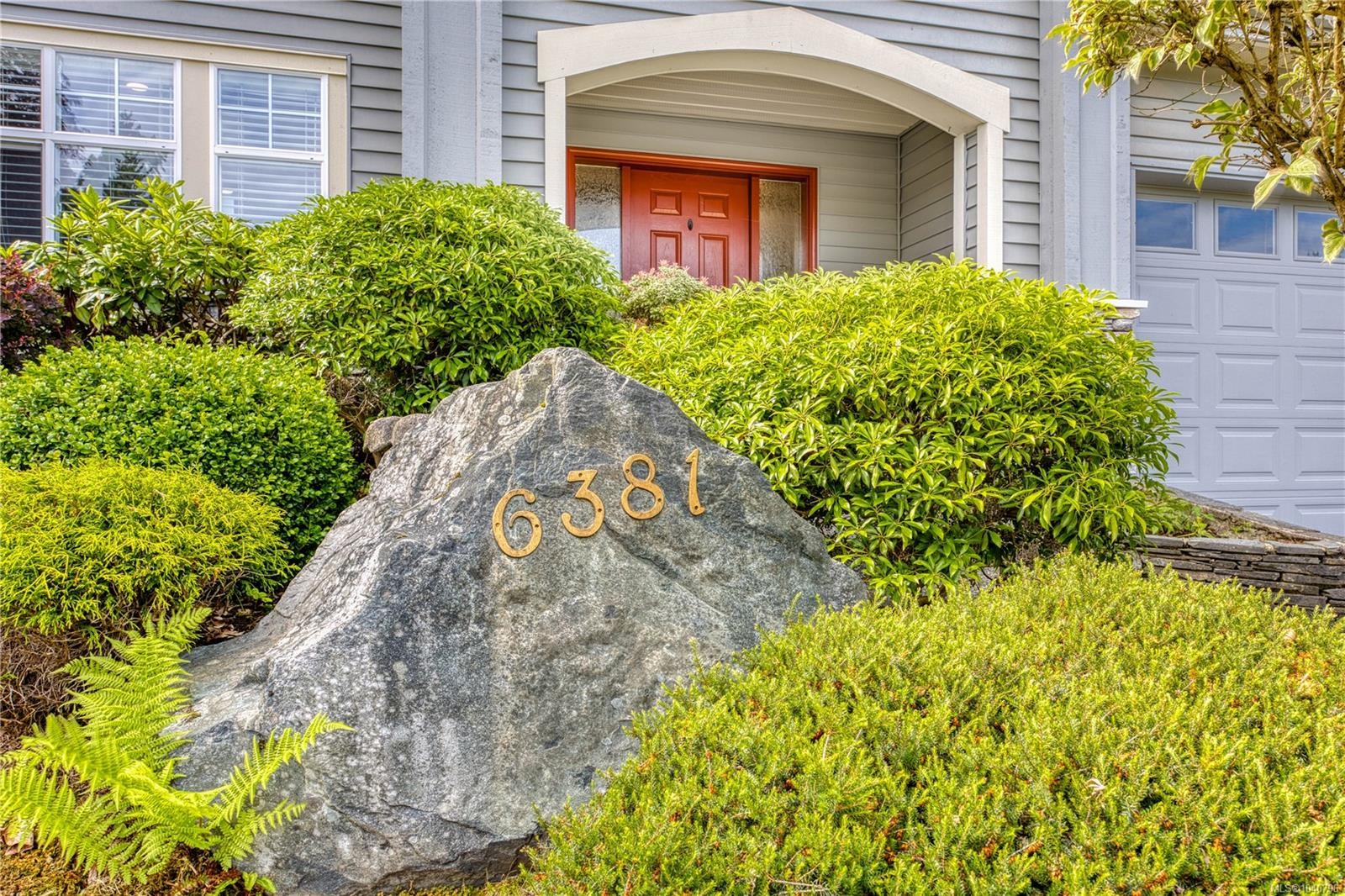 6381 Icarus Dr, Nanaimo, BC