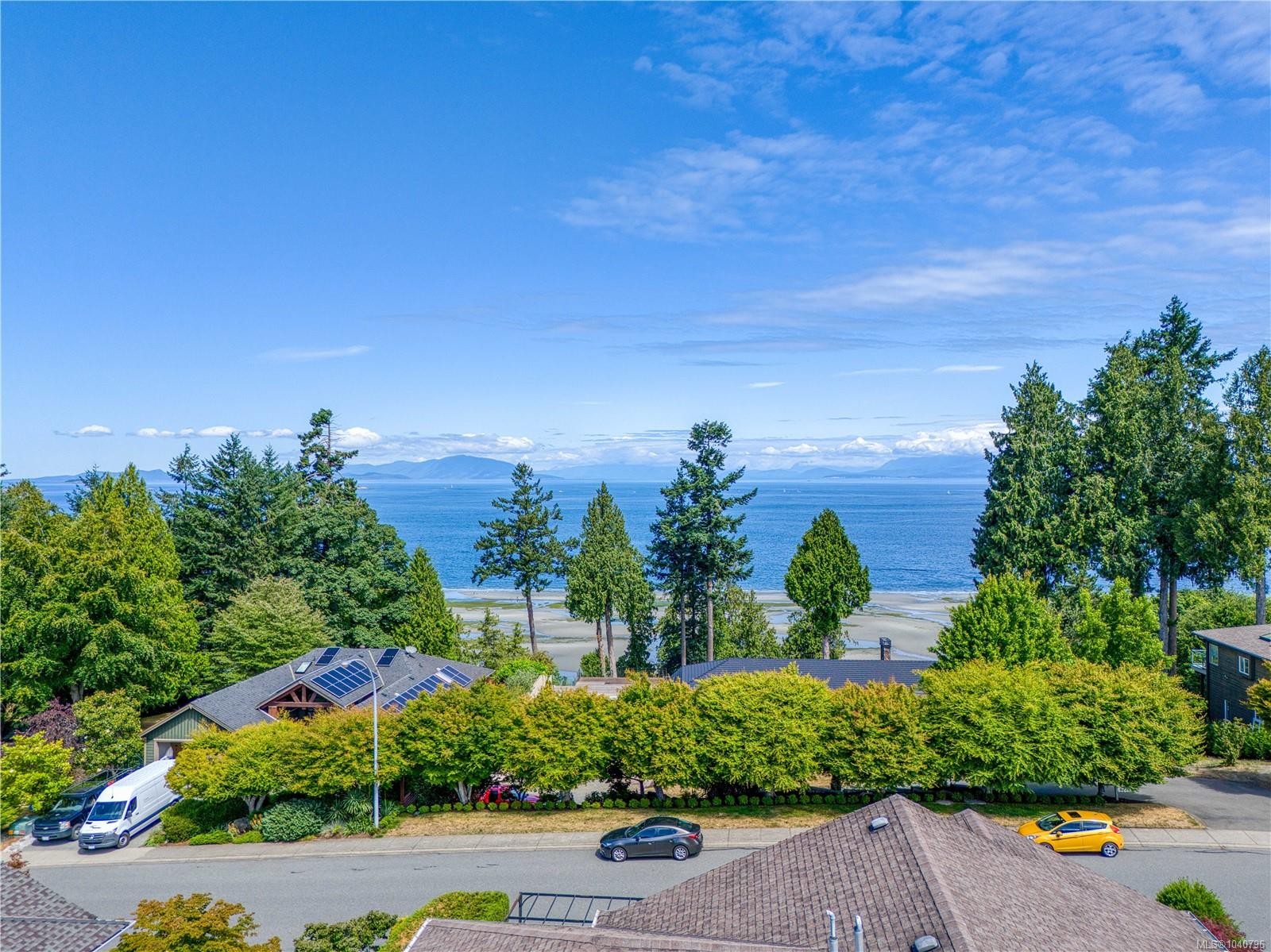 6381 Icarus Dr, Nanaimo, BC