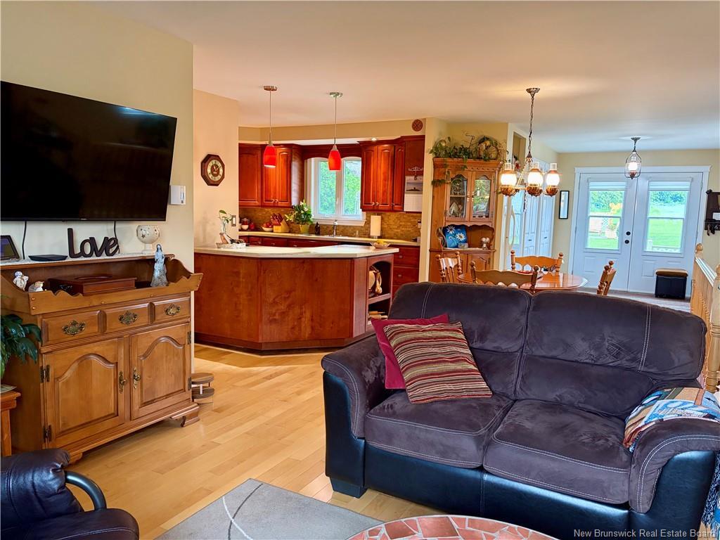 4073 Main, Belledune, NB