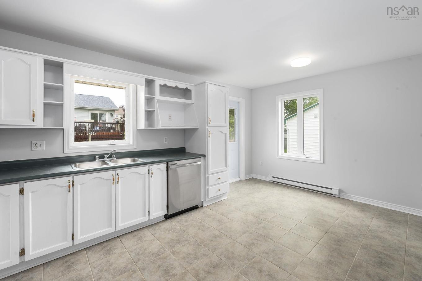 186 Avenue Du Portage, Dartmouth, NS