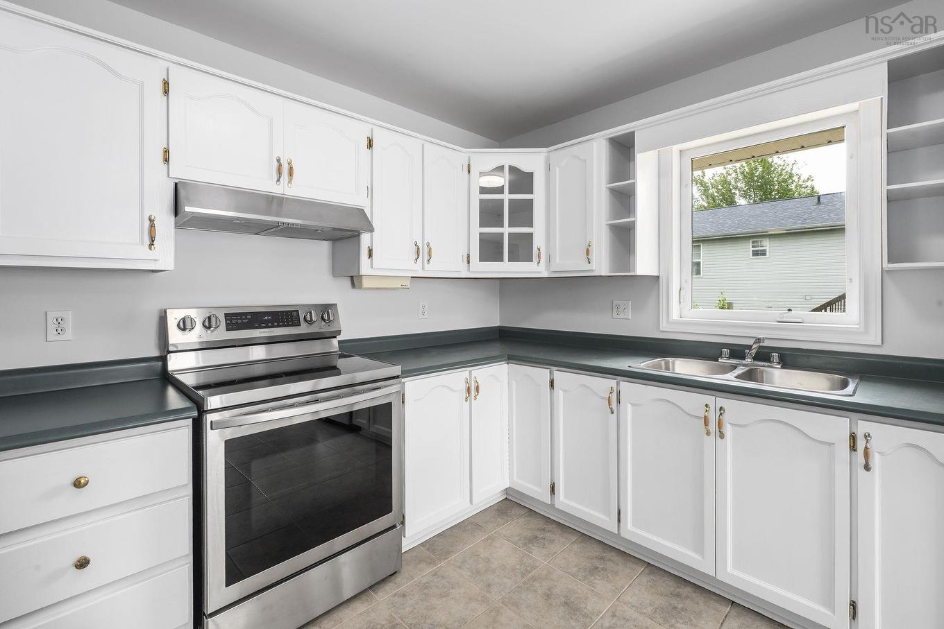 186 Avenue Du Portage, Dartmouth, NS