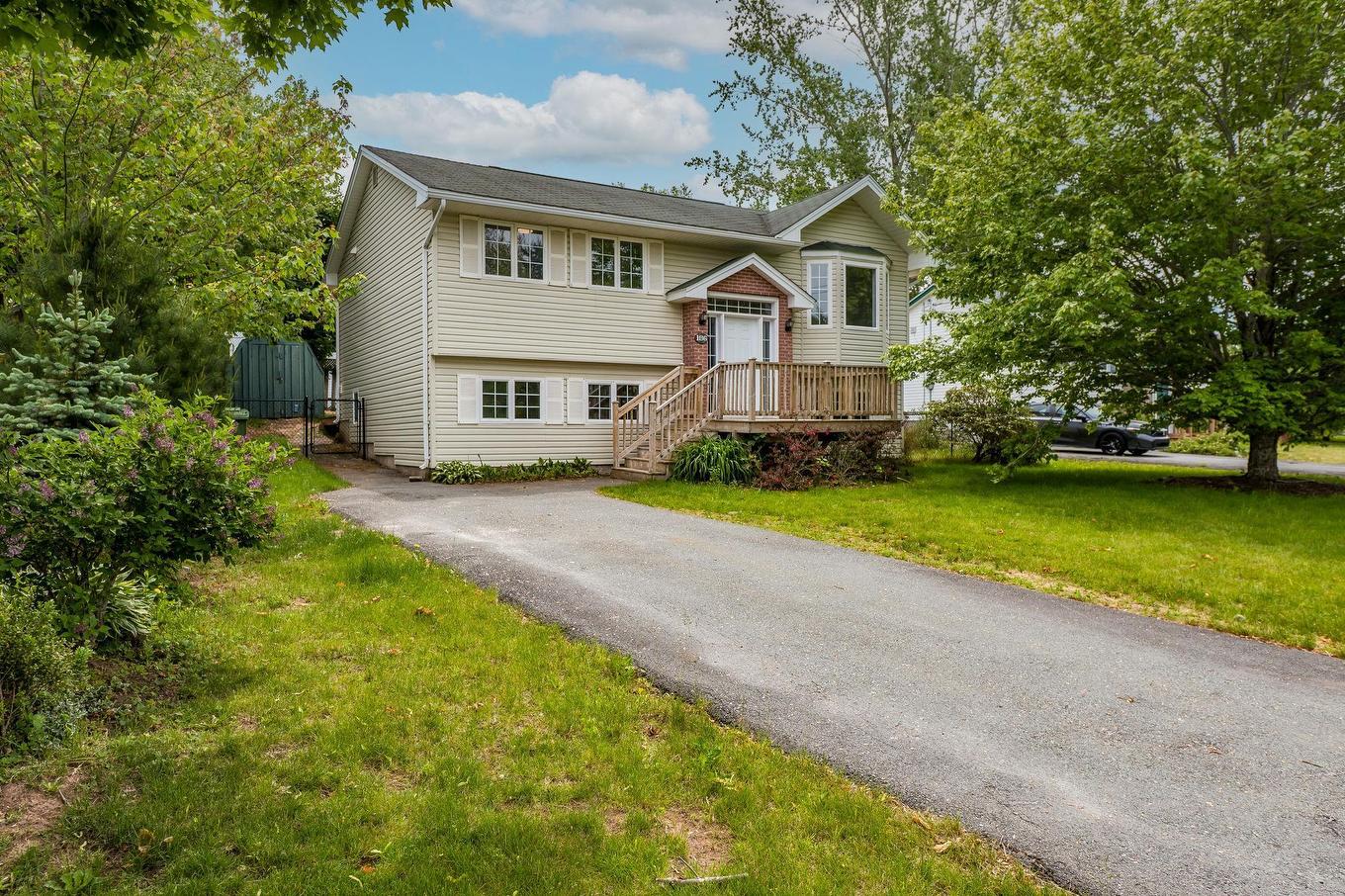 186 Avenue Du Portage, Dartmouth, NS