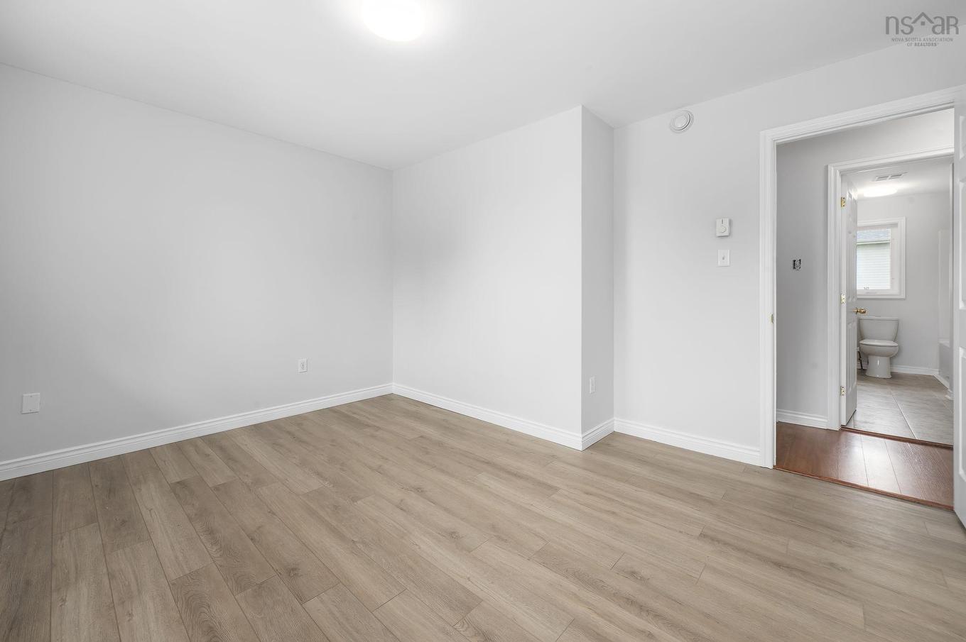 186 Avenue Du Portage, Dartmouth, NS