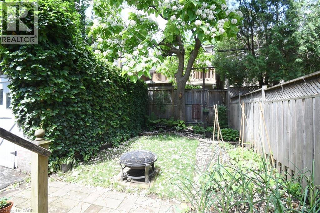 28 St Clair Avenue, Hamilton, ON