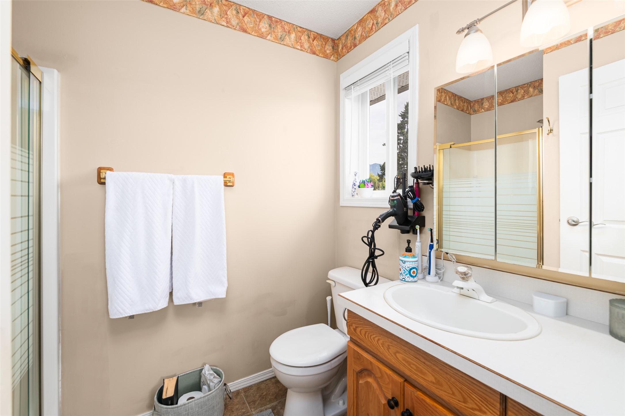 516 25Th Avenue, Creston, BC