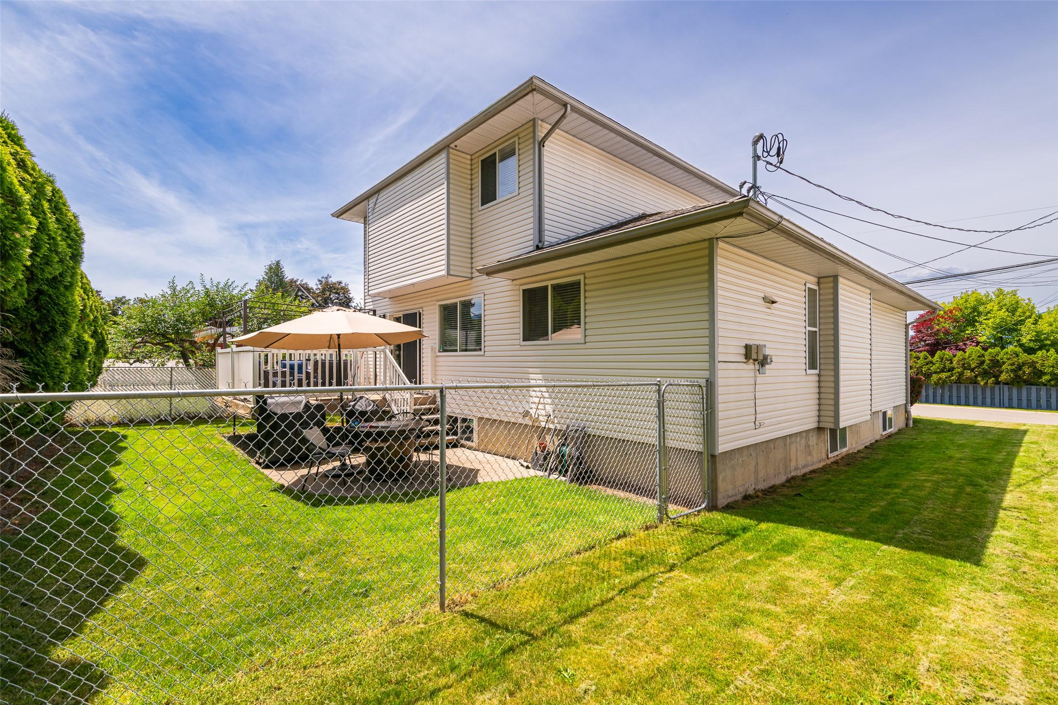 516 25Th Avenue, Creston, BC