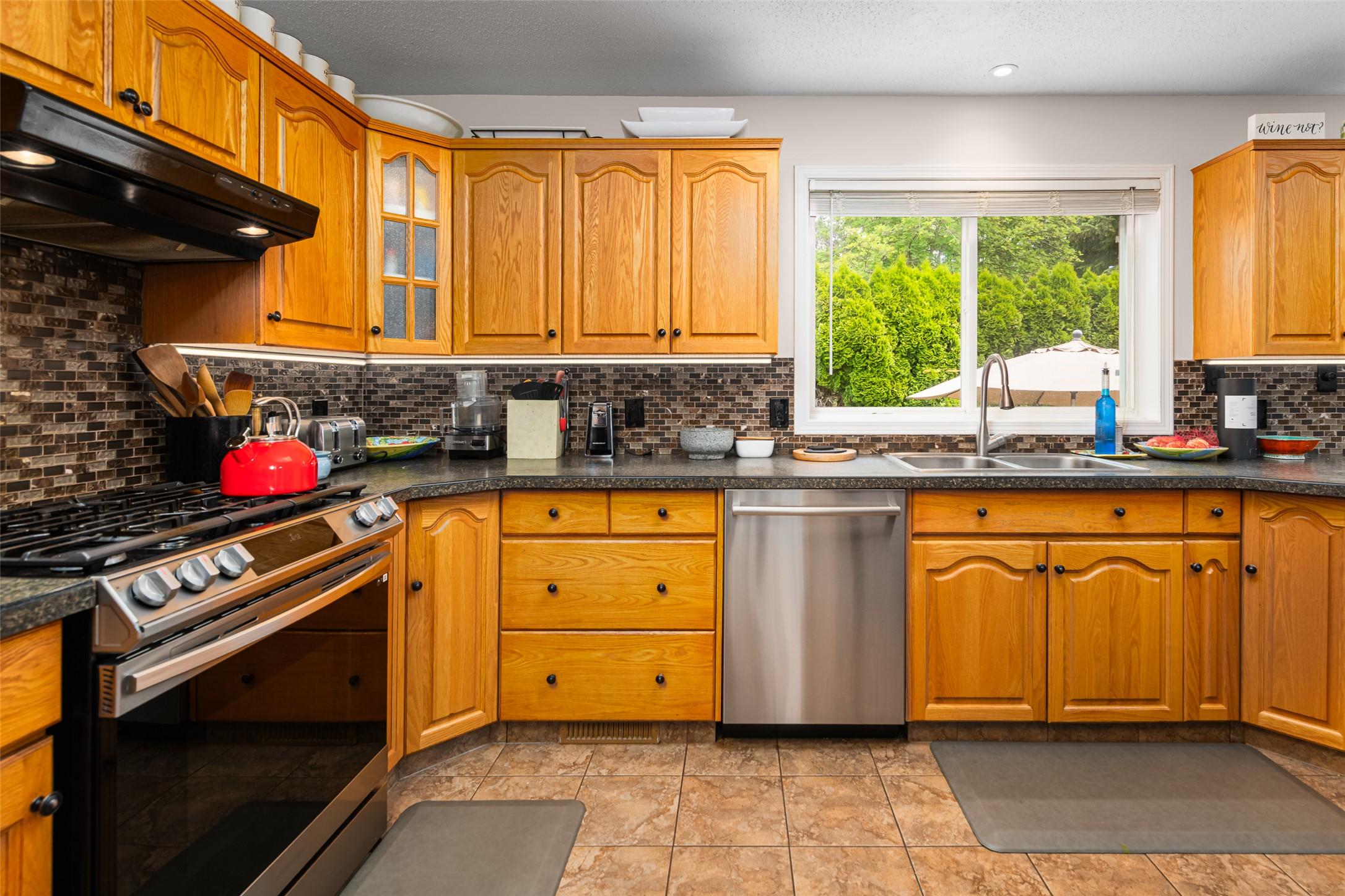 516 25Th Avenue, Creston, BC