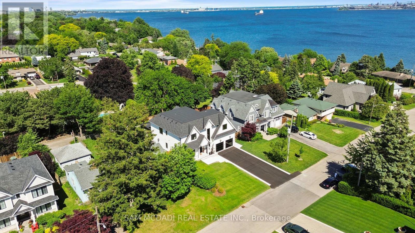 899 Danforth Place, Burlington, ON