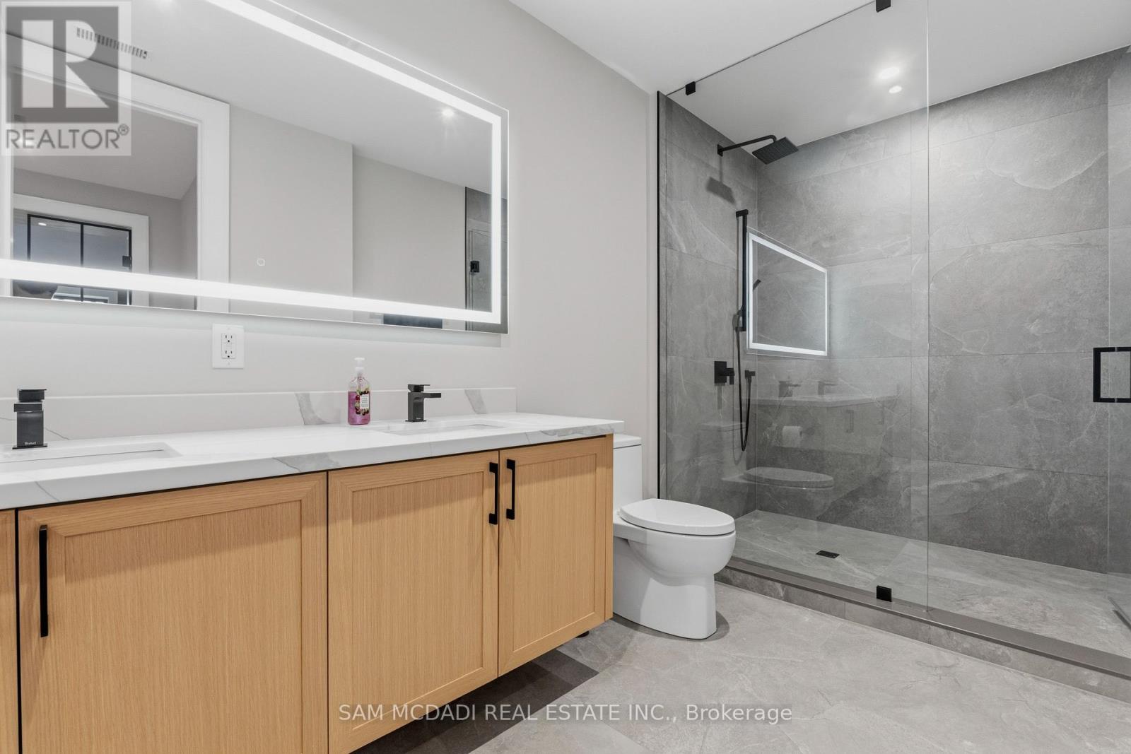 899 Danforth Place, Burlington, ON