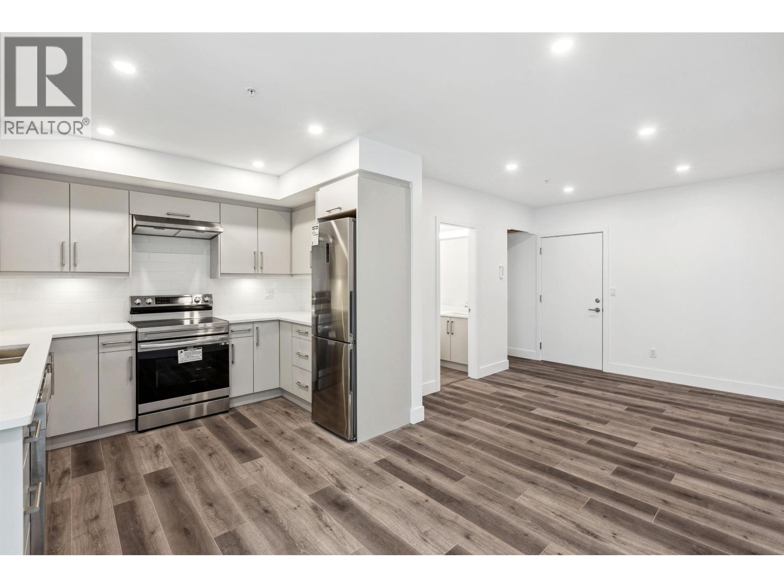 1635 Marine Drive, North Vancouver, BC