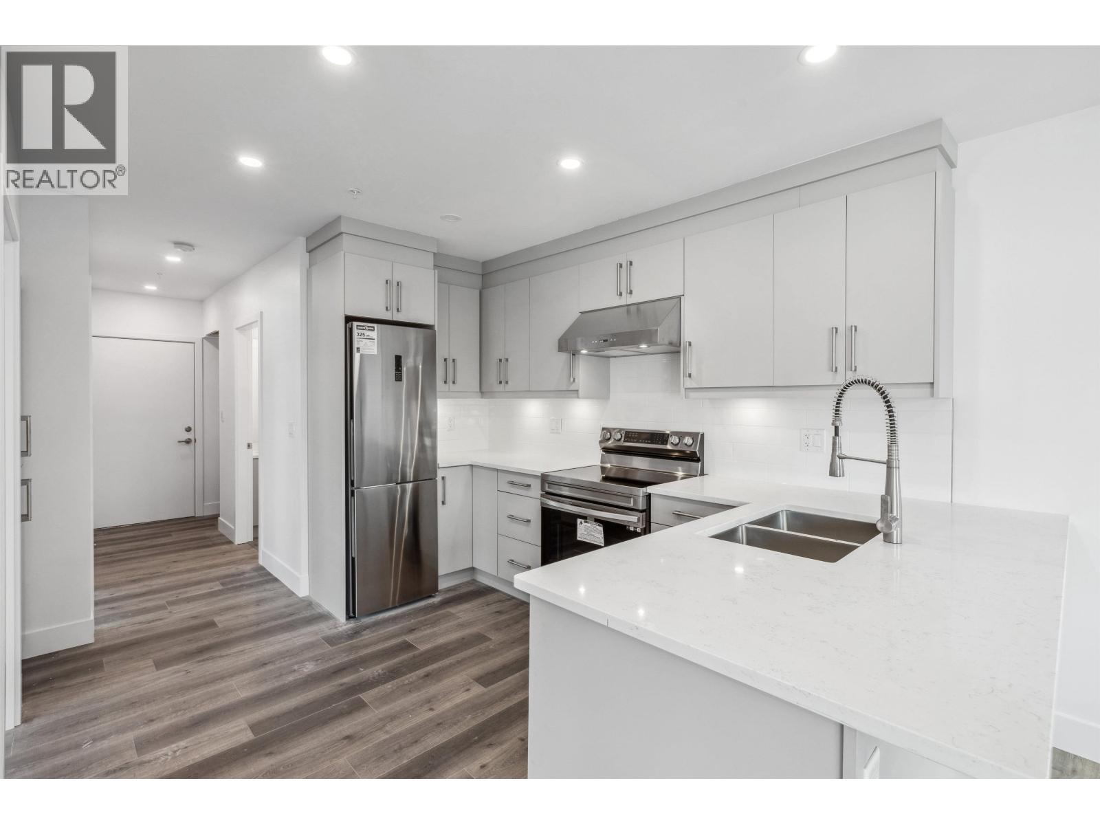 1635 Marine Drive, North Vancouver, BC