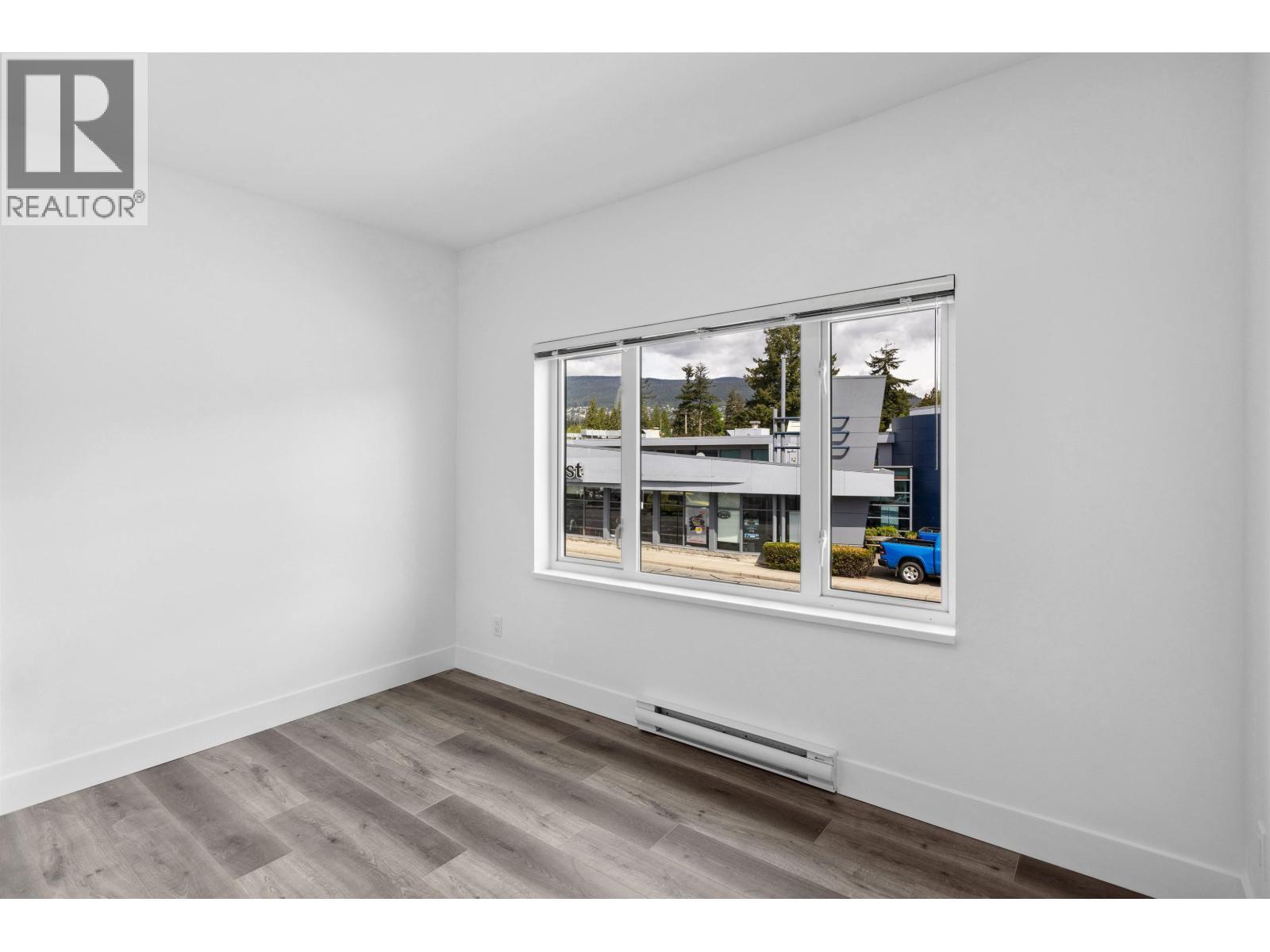1635 Marine Drive, North Vancouver, BC