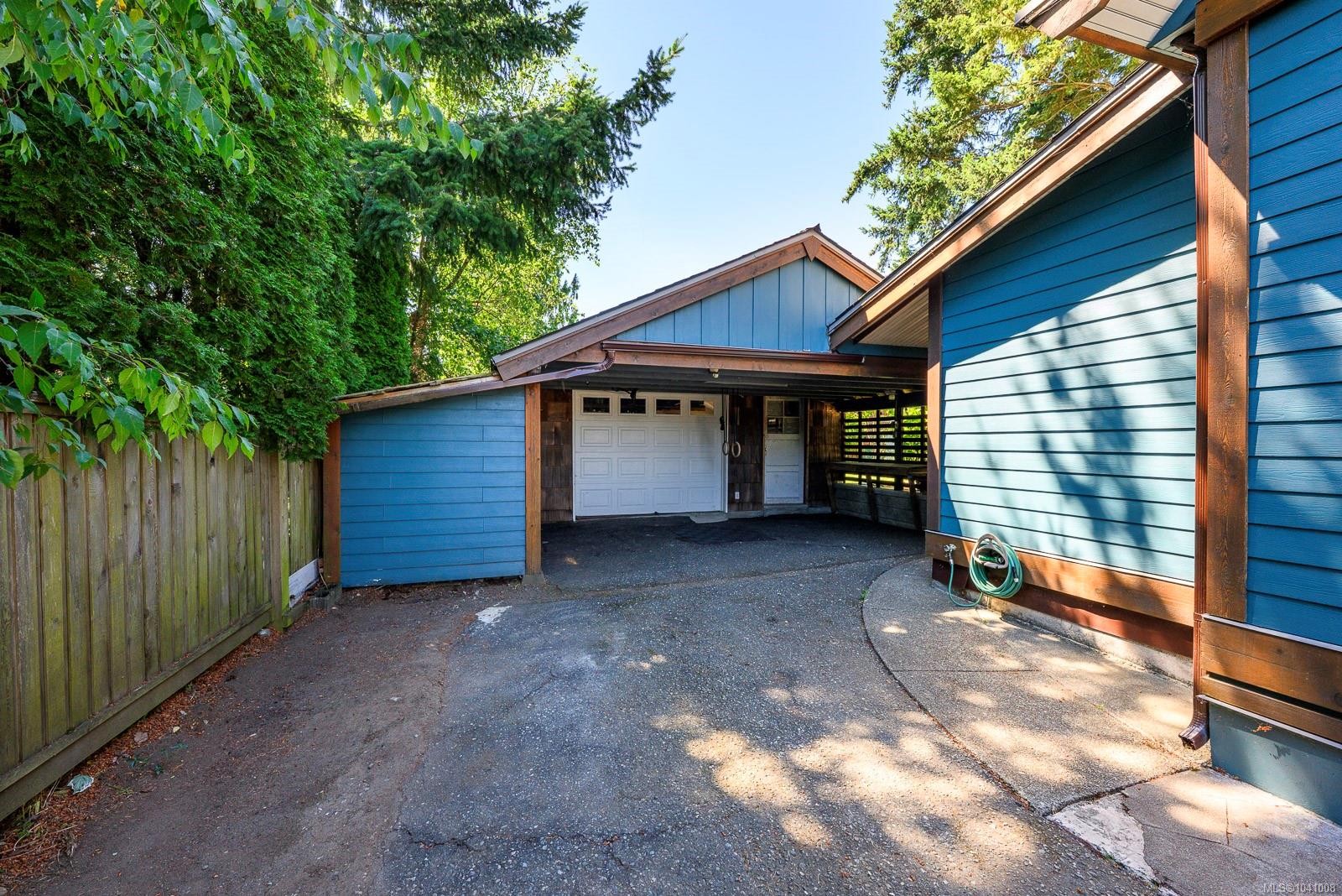 297 Rodello St, Comox, BC