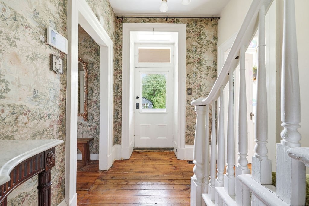 Mud Room - 277C Ch. Front, Clarendon, QC