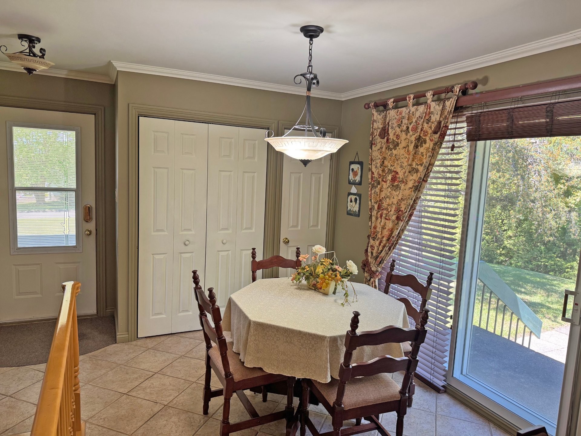 Dining Room - 863 Rue St-Joseph, Saint-Pascal, QC