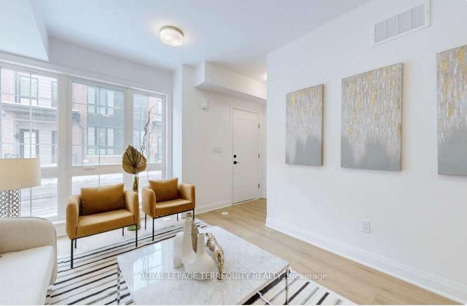 150 Alton Crescent, Vaughan, ON - Indoor Photo Showing Other Room