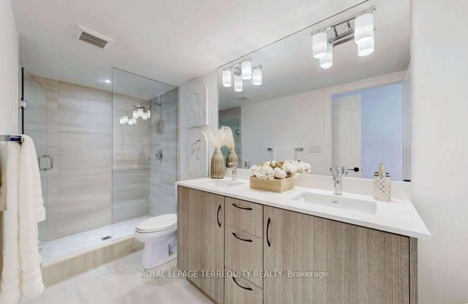 150 Alton Crescent, Vaughan, ON - Indoor Photo Showing Bathroom