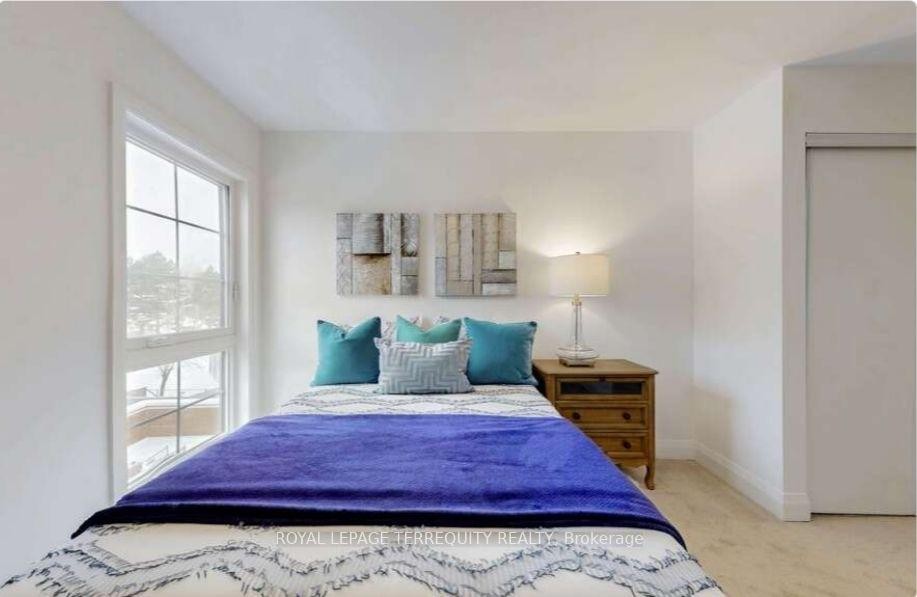 150 Alton Crescent, Vaughan, ON - Indoor Photo Showing Bedroom