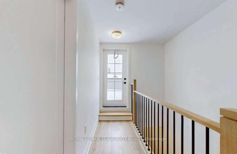 150 Alton Crescent, Vaughan, ON - Indoor Photo Showing Other Room