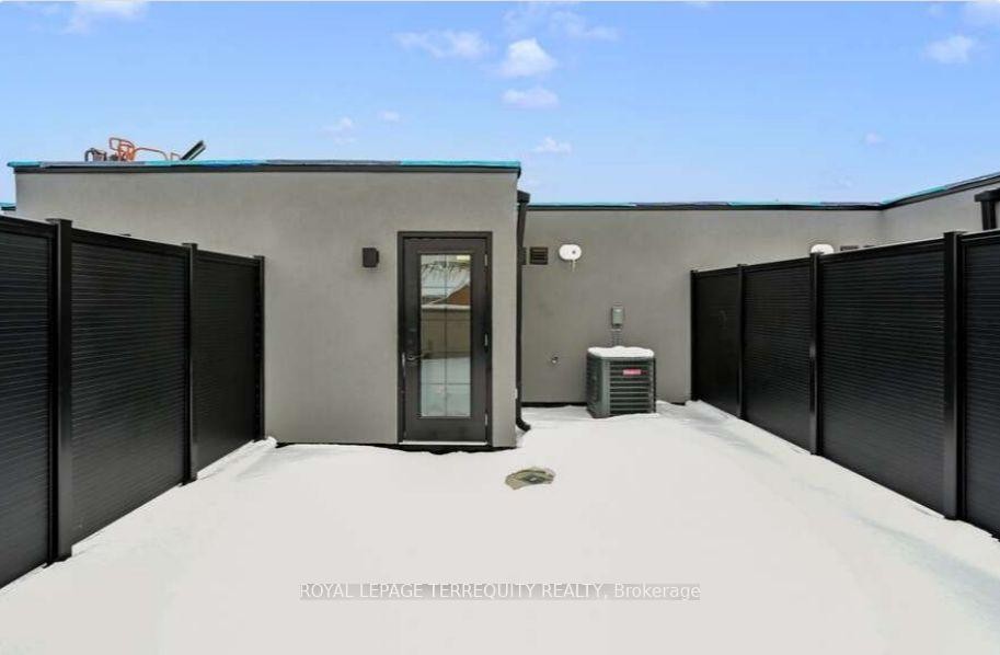 150 Alton Crescent, Vaughan, ON - Outdoor With Exterior
