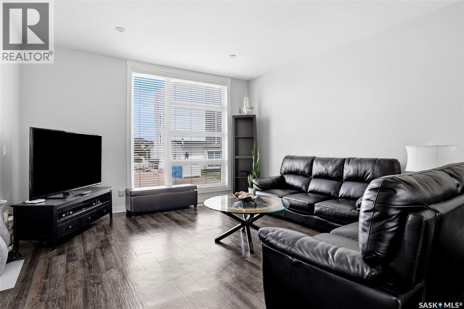 5736 Glide Crescent, Regina, SK