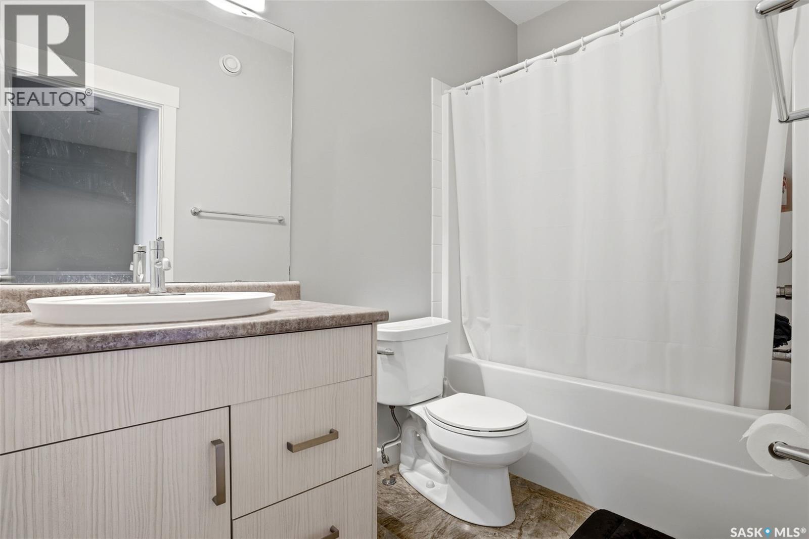 5736 Glide Crescent, Regina, SK