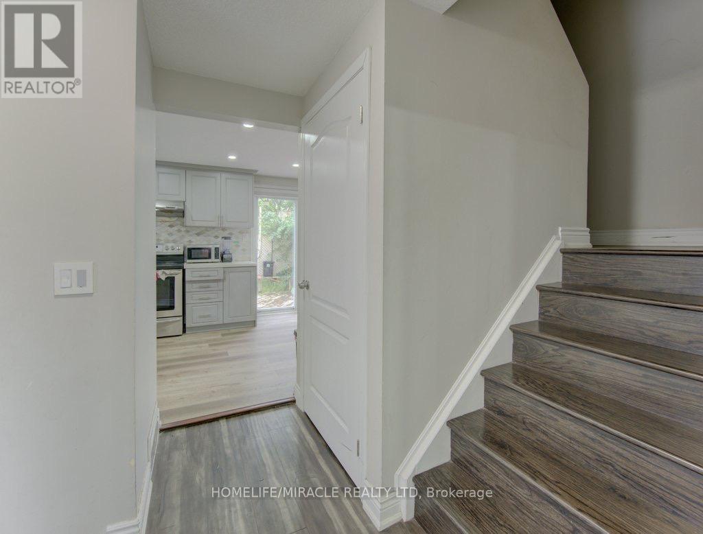 142 Cornerbrook Crescent, Waterloo, ON