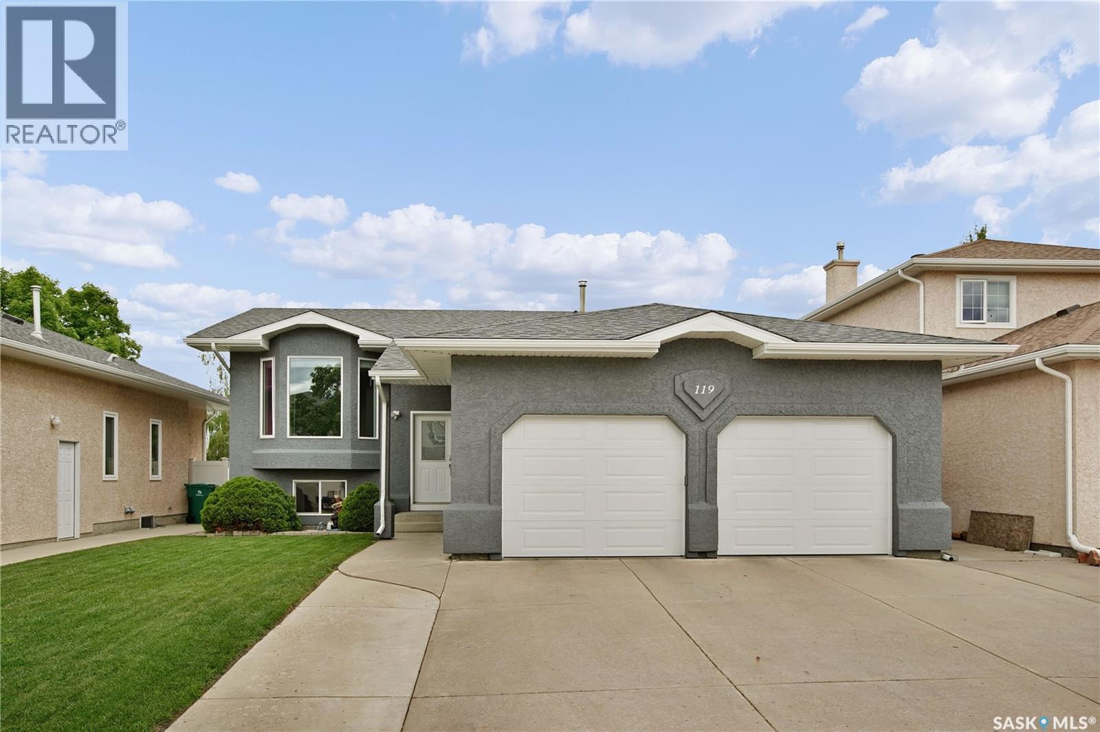 119 Pezer Crescent, Saskatoon, SK