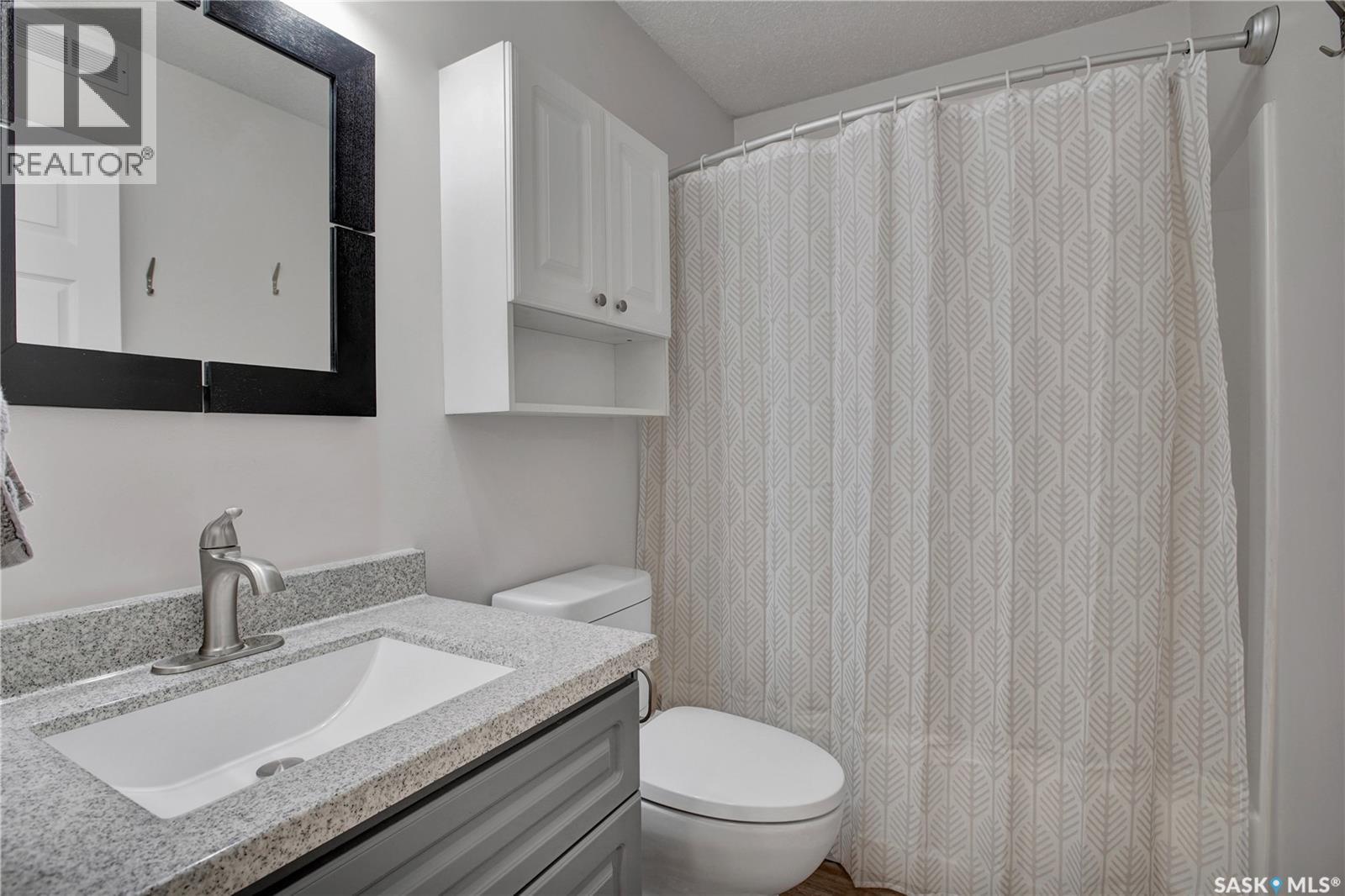 119 Pezer Crescent, Saskatoon, SK