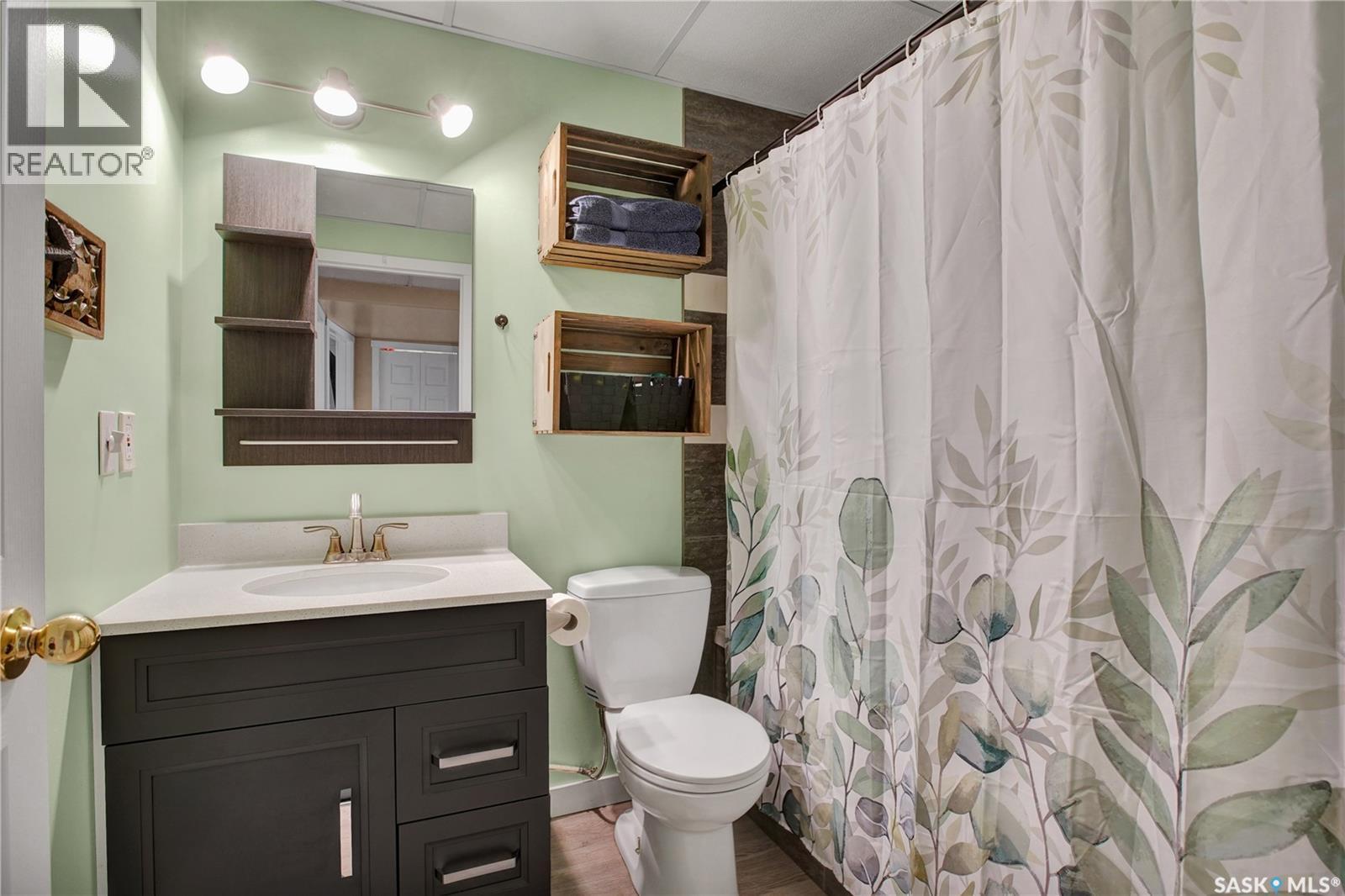119 Pezer Crescent, Saskatoon, SK
