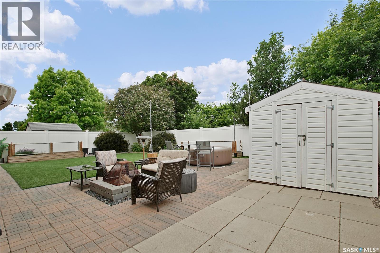 119 Pezer Crescent, Saskatoon, SK