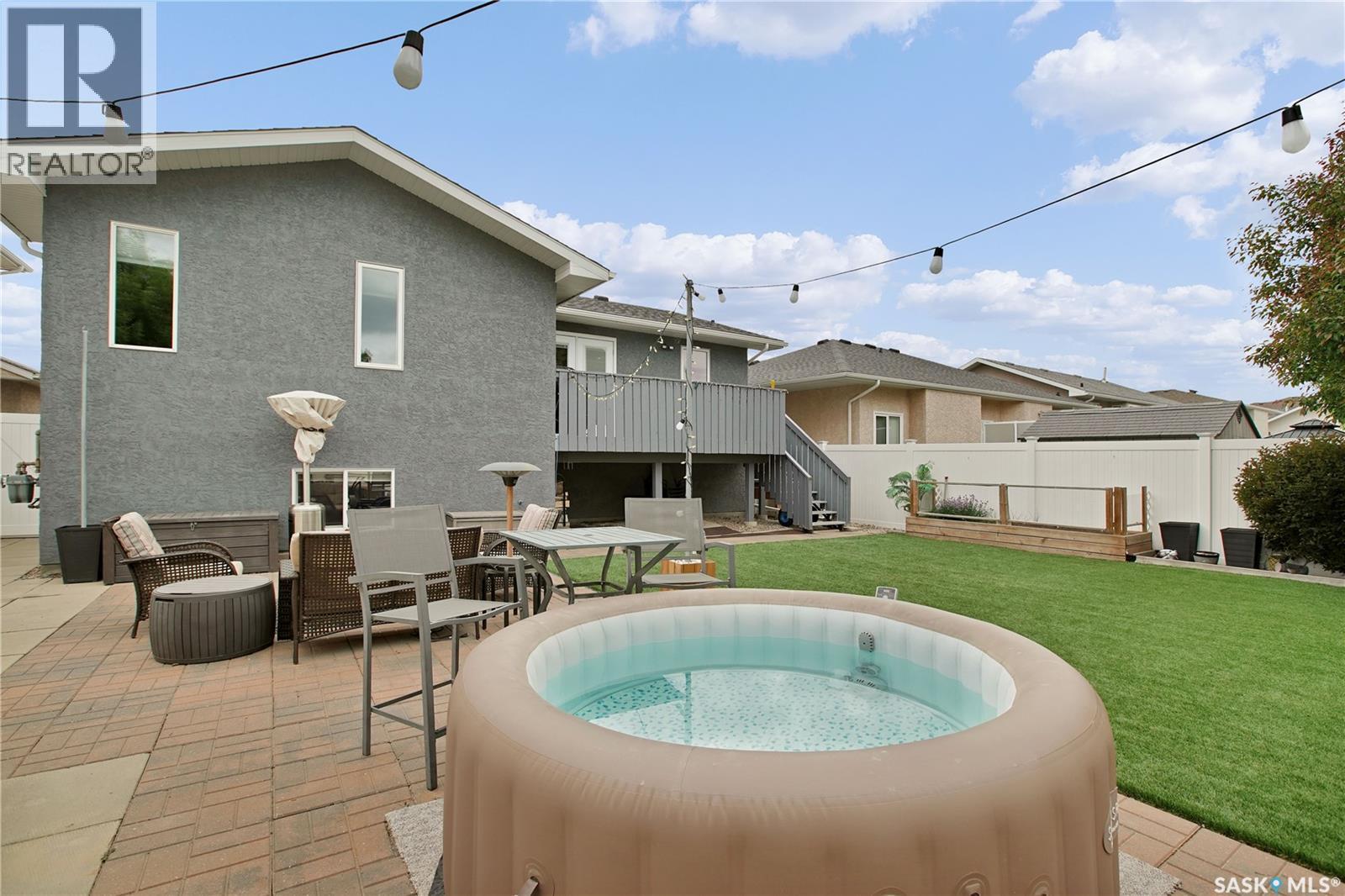119 Pezer Crescent, Saskatoon, SK