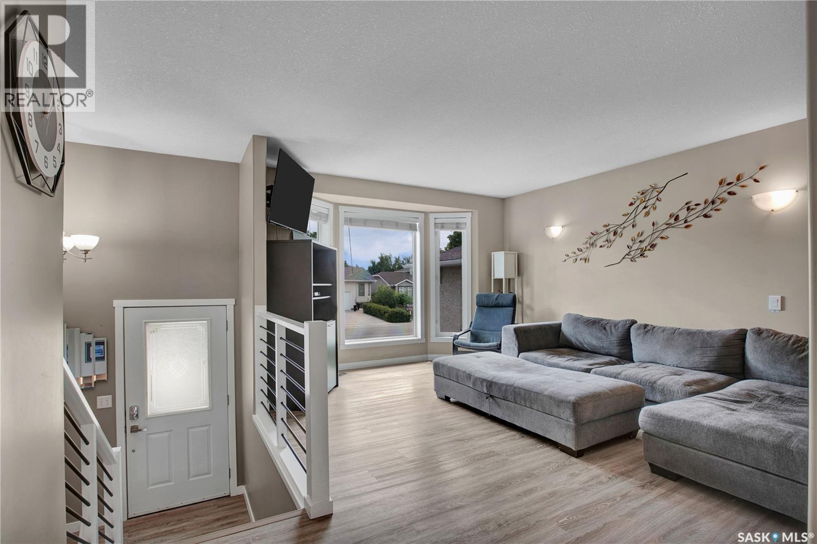 119 Pezer Crescent, Saskatoon, SK