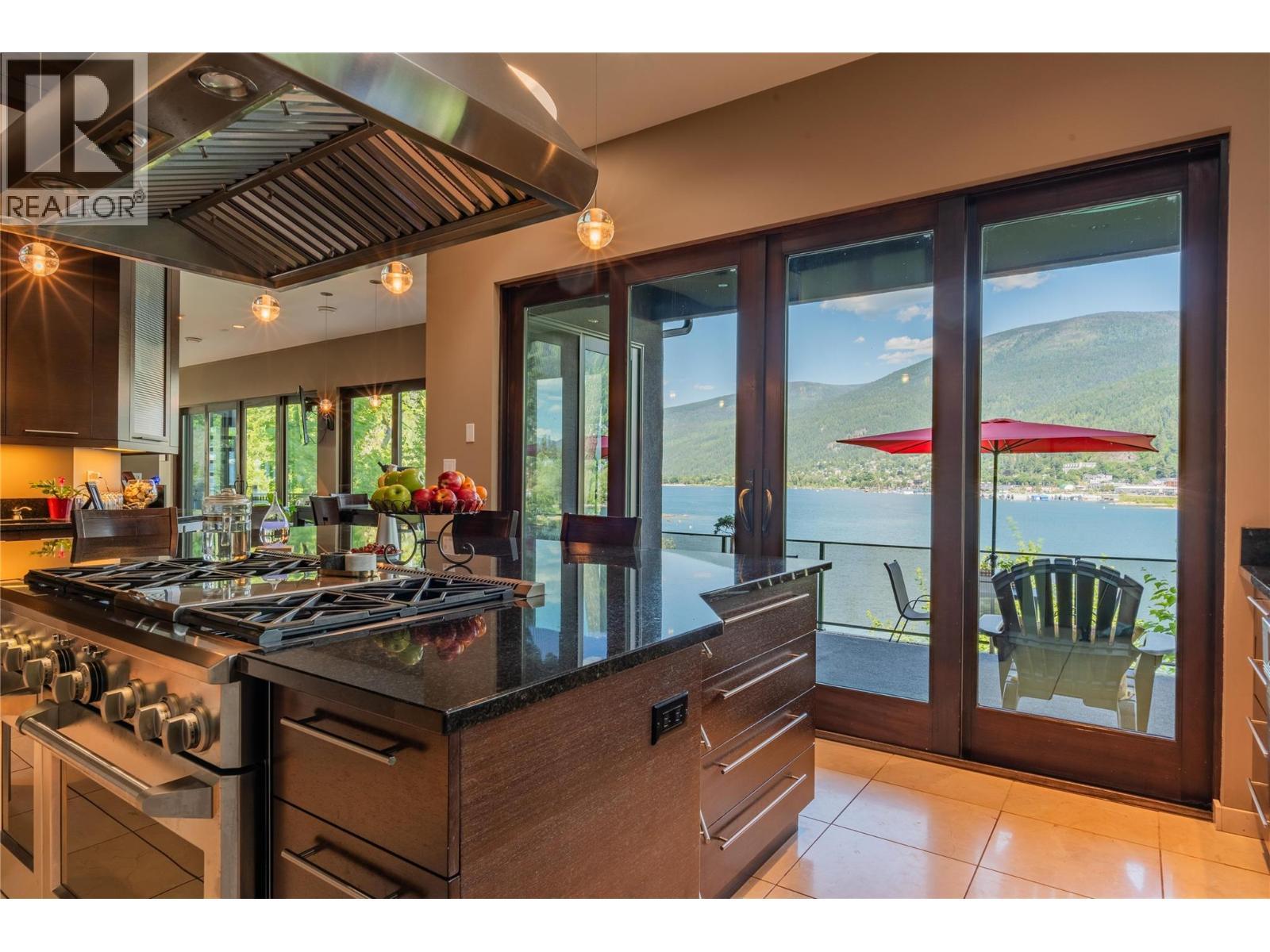 59 Johnstone Road, Nelson, BC