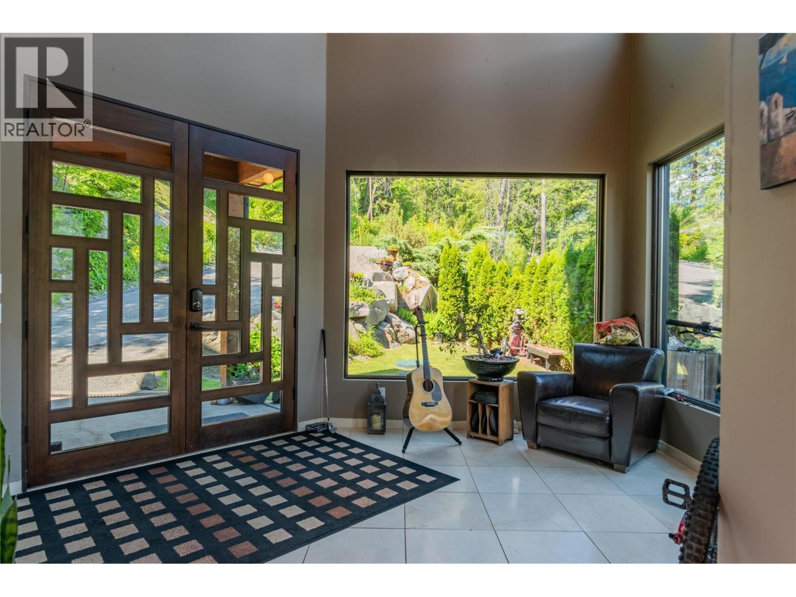 59 Johnstone Road, Nelson, BC