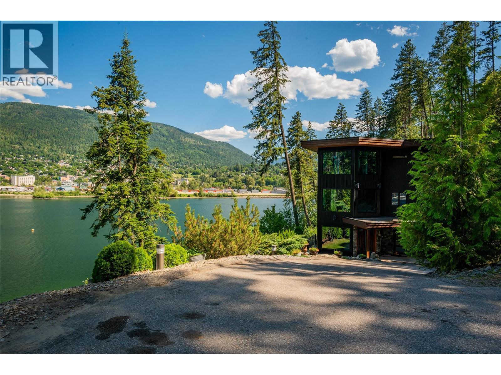59 Johnstone Road, Nelson, BC