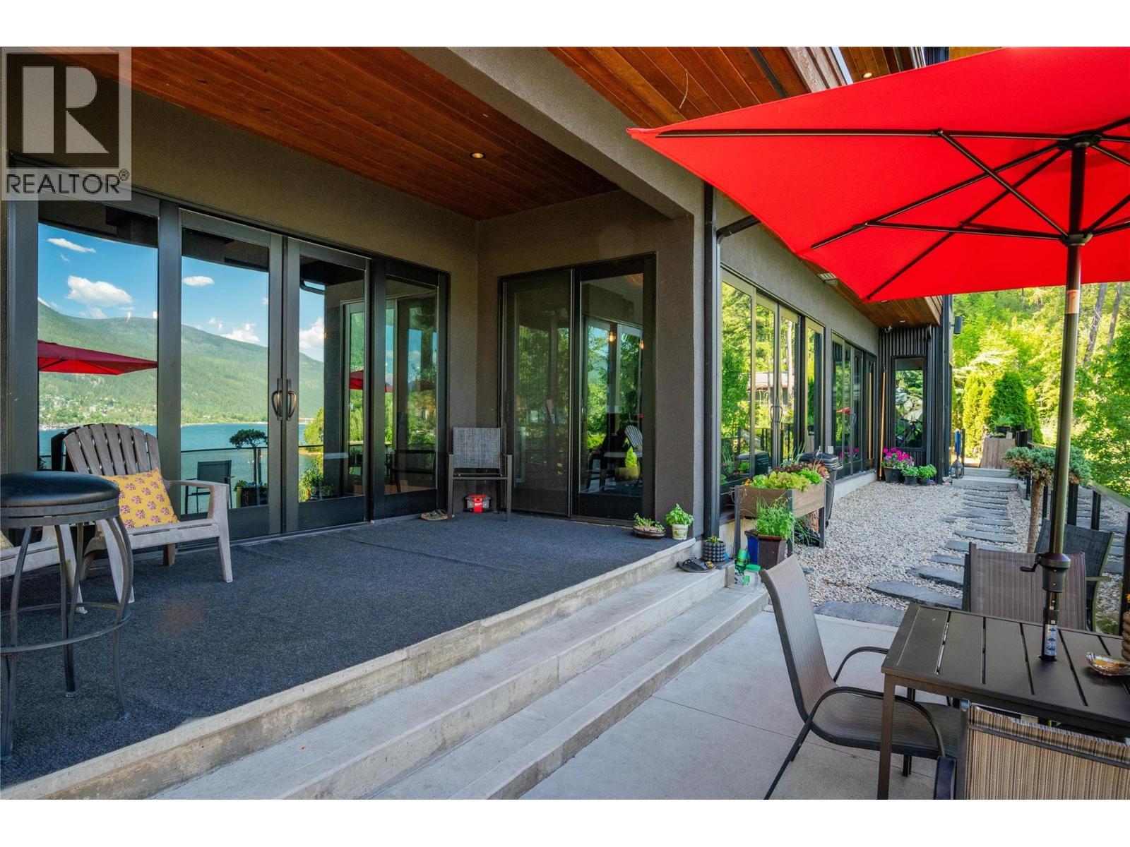59 Johnstone Road, Nelson, BC