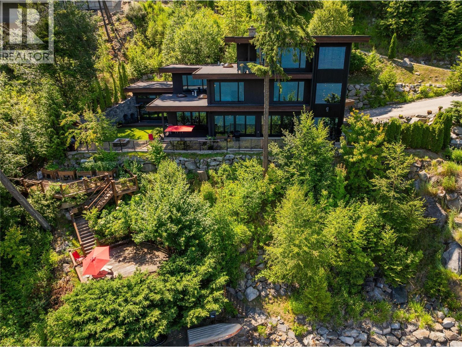 59 Johnstone Road, Nelson, BC