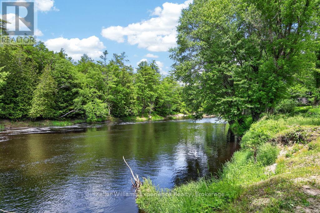 7510 Martinelli Road, Ramara, ON