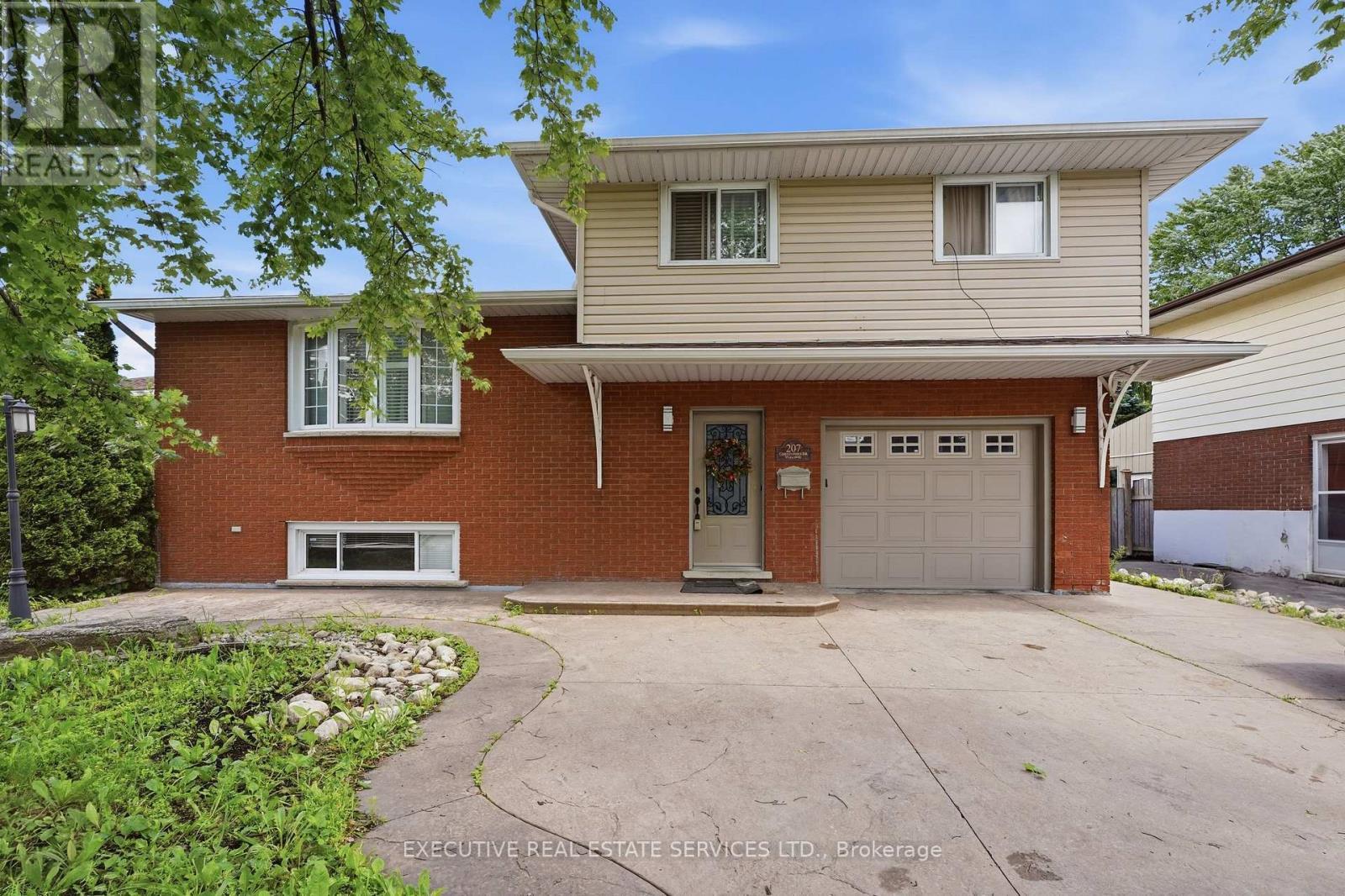 207 Christopher Drive, Cambridge, ON
