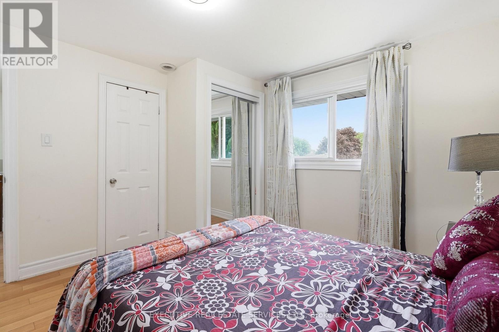 207 Christopher Drive, Cambridge, ON