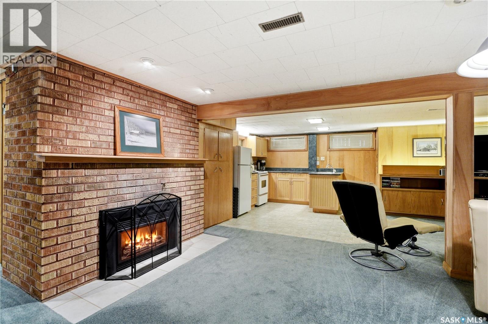 201 Garrison Crescent, Saskatoon, SK