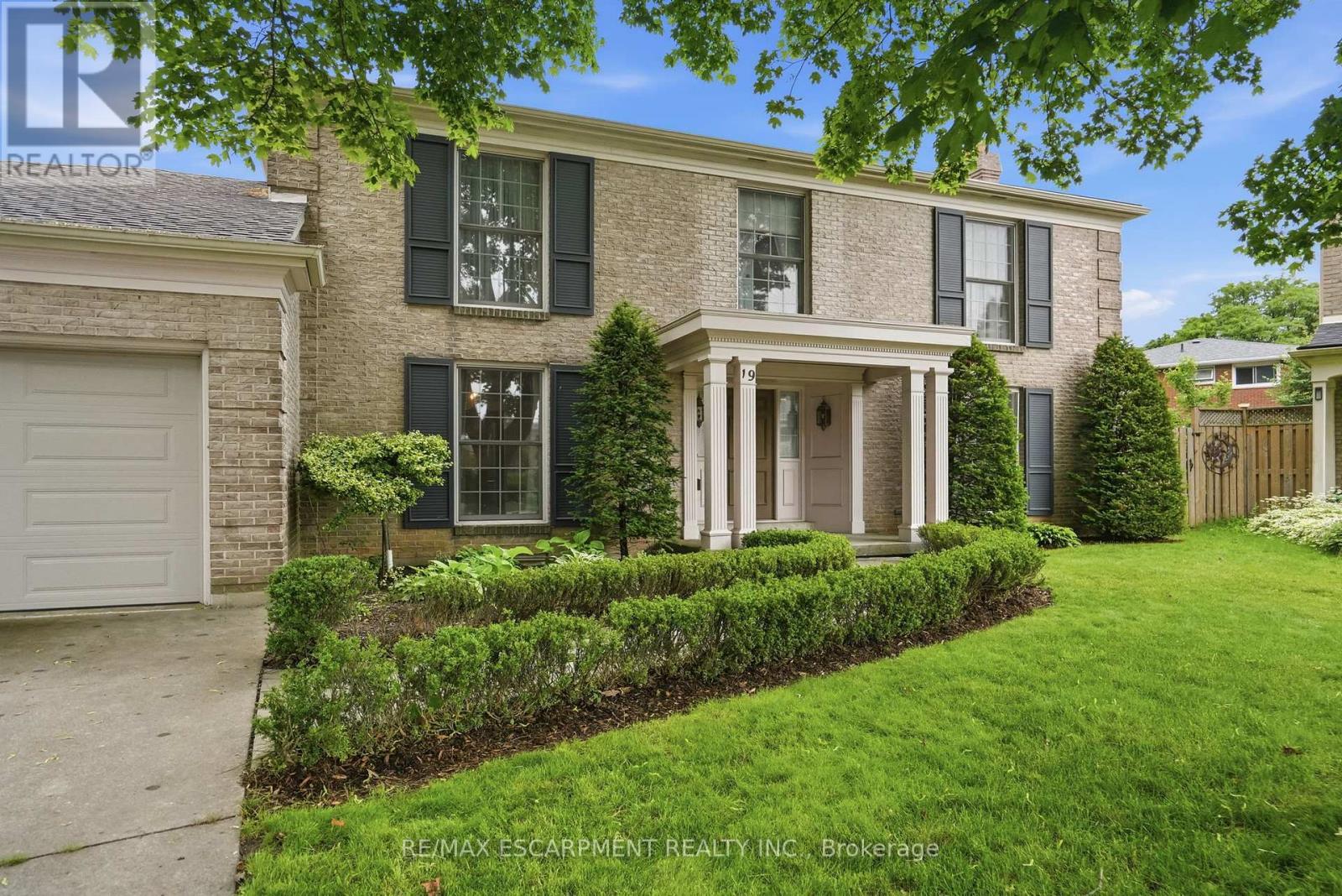19 Verdun Court, Hamilton, ON