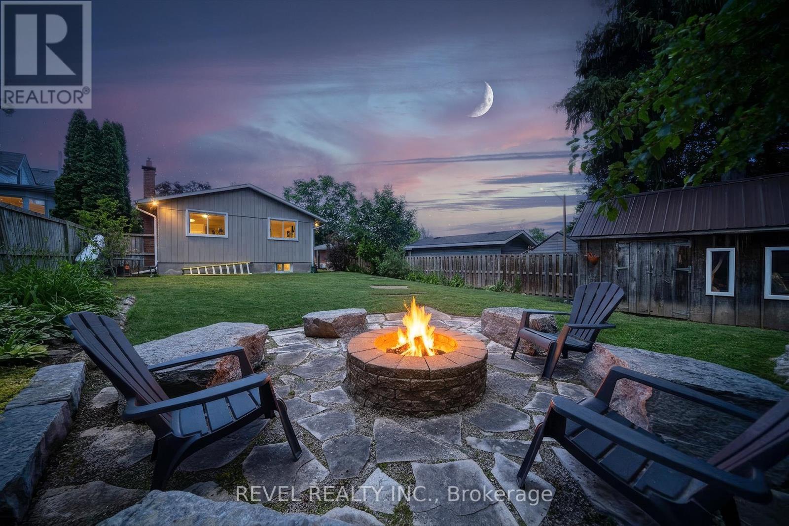 17 Flynn Avenue, Cambridge, ON