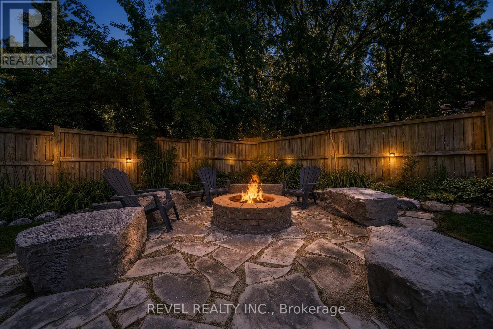 17 Flynn Avenue, Cambridge, ON