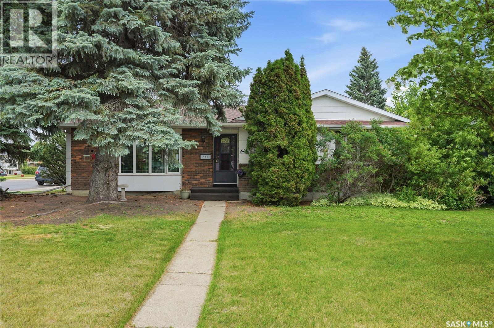 441 Capilano Drive, Saskatoon, SK